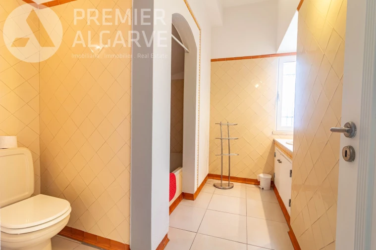 Moradia T4 para Venda em Albufeira e Olhos de Água Foto 20
