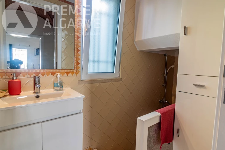 Moradia T4 para Venda em Albufeira e Olhos de Água Foto 25