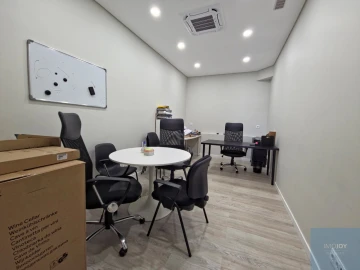 Loja para Arrendamento em São Domingos de Rana