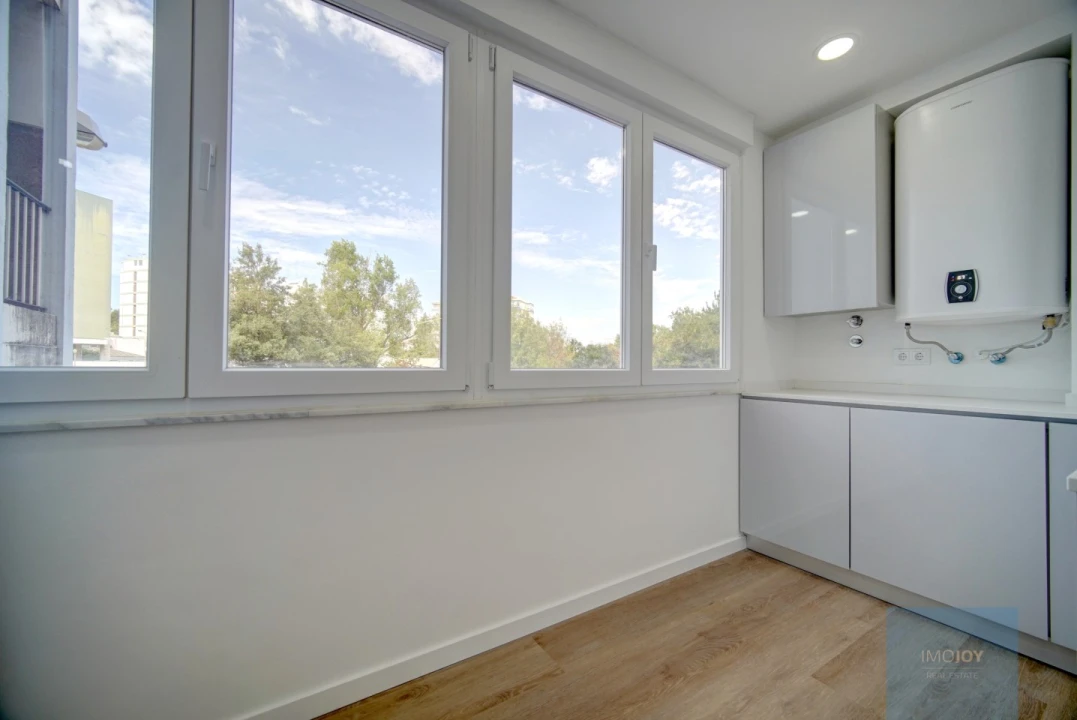 Apartamento T4 para Venda em Olivais Foto 7