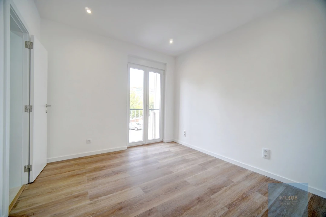 Apartamento T4 para Venda em Olivais Foto 11