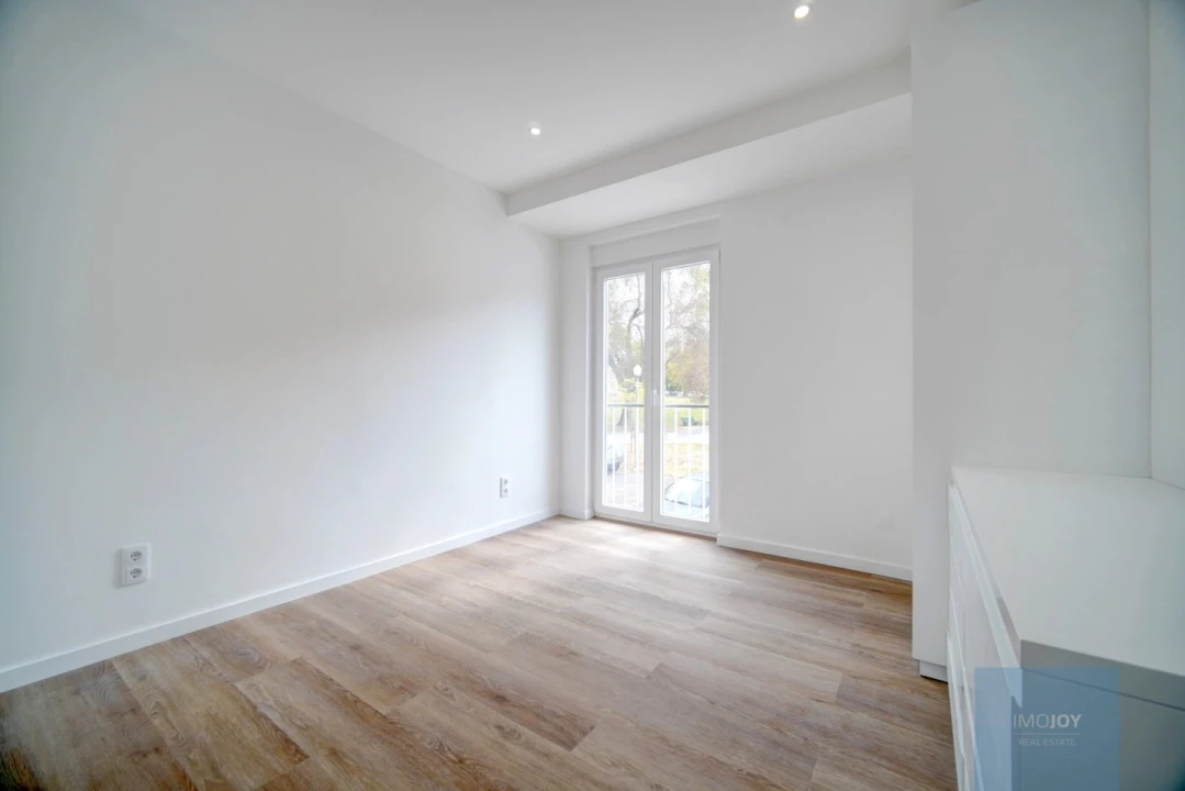 Apartamento T4 para Venda em Olivais Foto 12