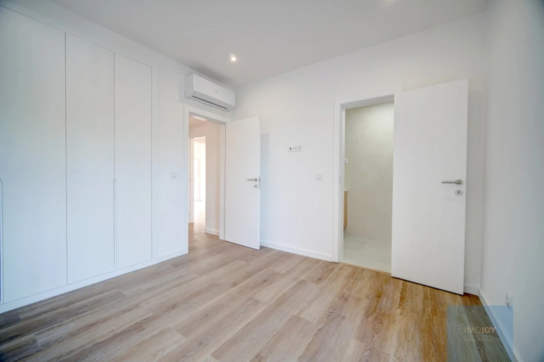 Apartamento T4 para Venda em Olivais Foto 13