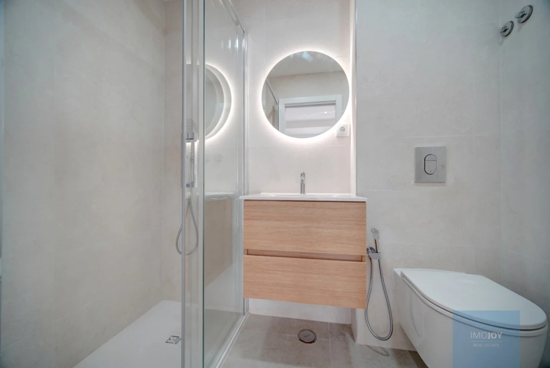 Apartamento T4 para Venda em Olivais Foto 16