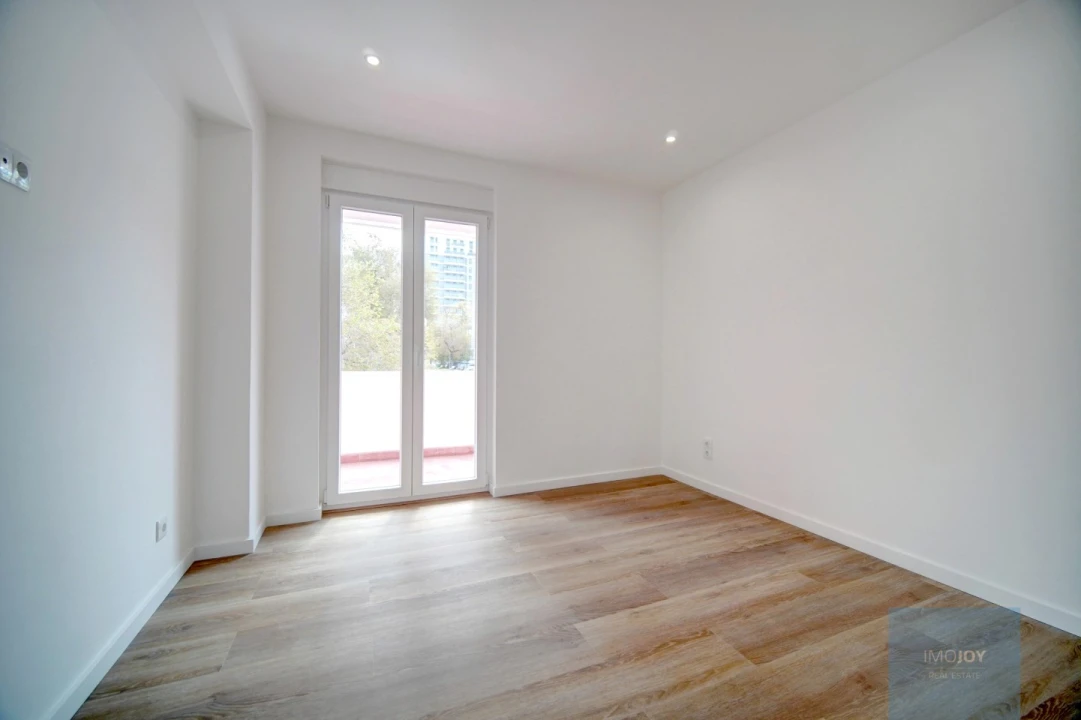 Apartamento T4 para Venda em Olivais Foto 18