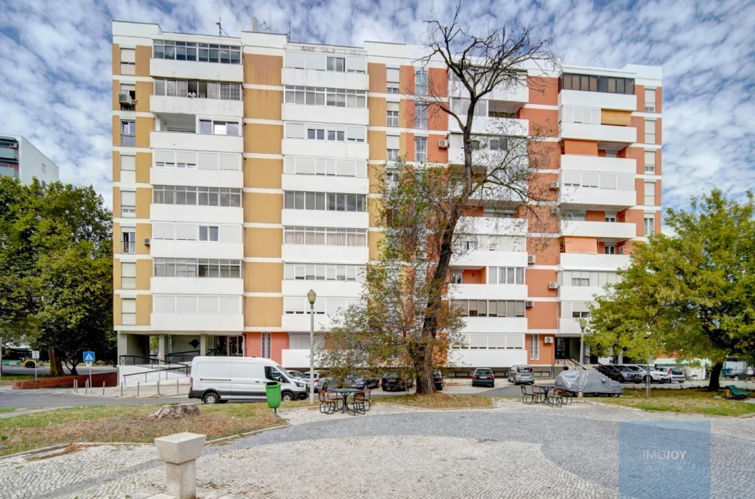 Apartamento T4 para Venda em Olivais Foto 28