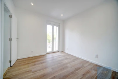 Apartamento T4 para Venda em Olivais