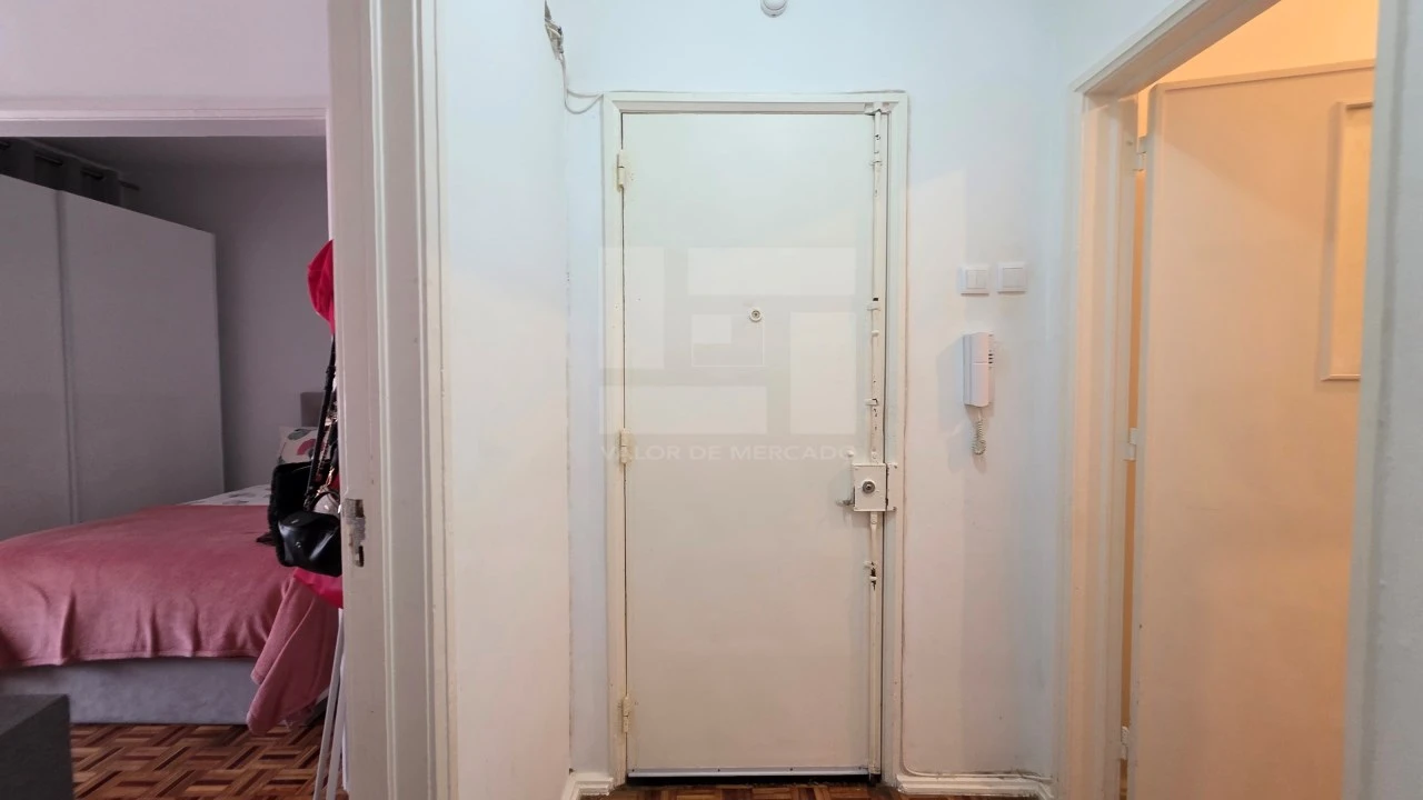 Apartamento T3 para Venda em Venteira Foto 12