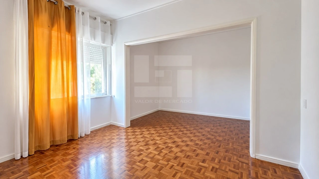 Apartamento T3 para Venda em Venteira Foto 7