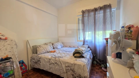 Apartamento T3 para Venda em Venteira