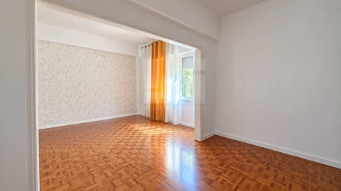Apartamento T3 para Venda em Venteira