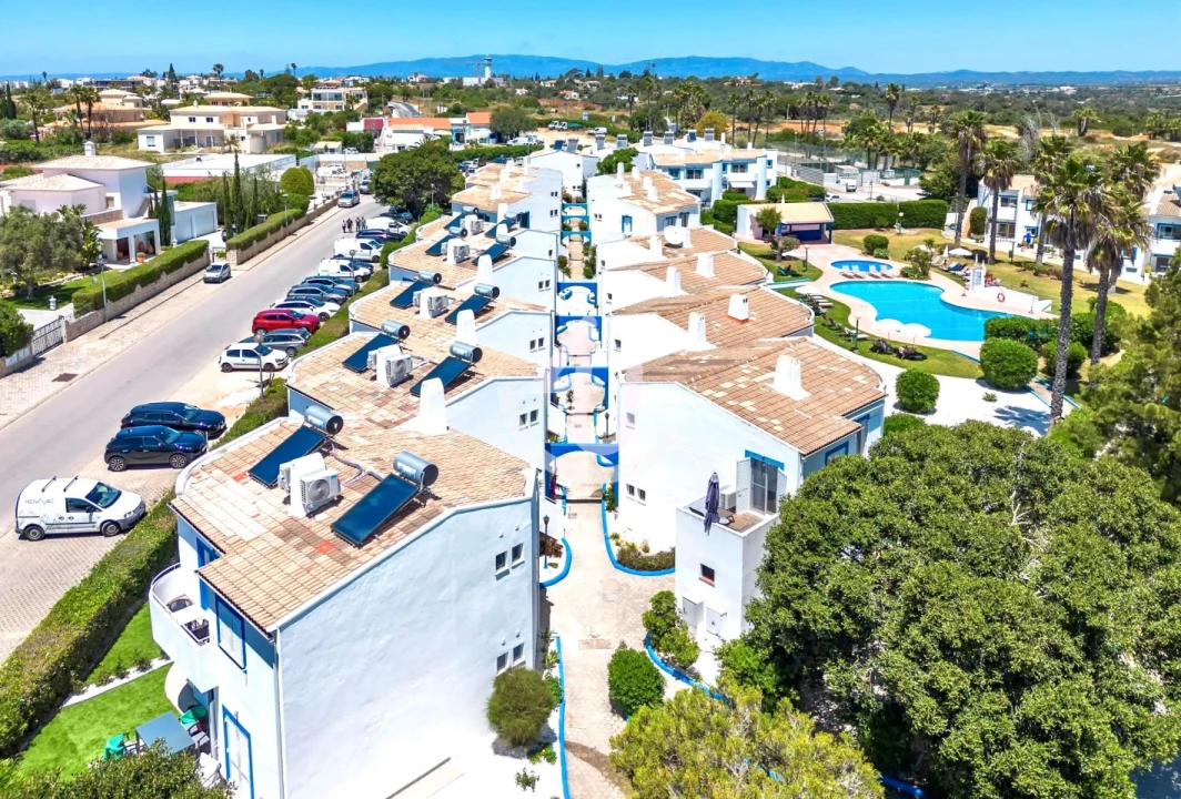 Apartamento T2 para Venda em Lagoa e Carvoeiro Foto 36