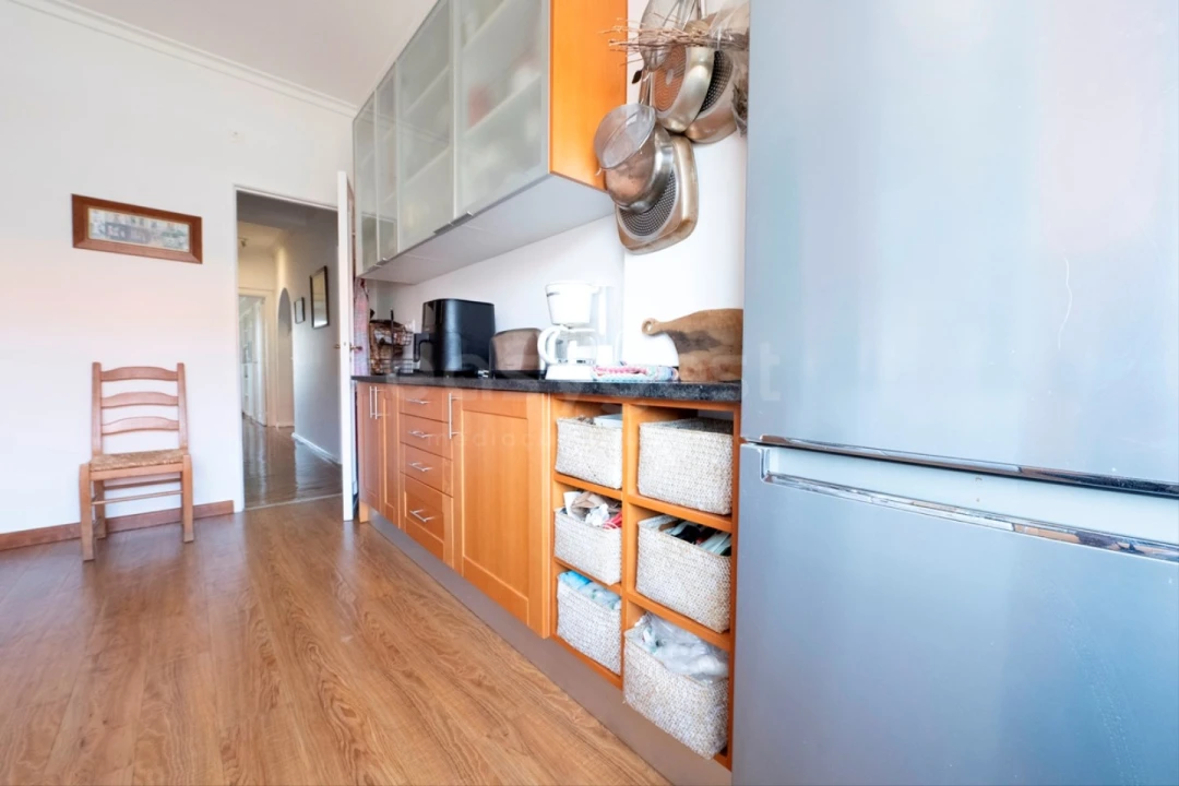 Apartamento T2 para Venda em Carnide Foto 21
