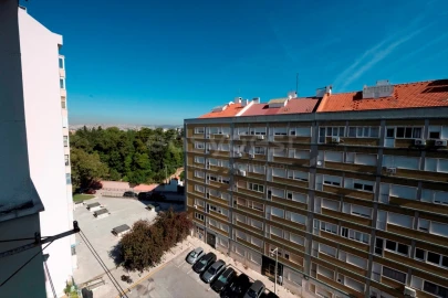 Apartamento T2 para Venda em Carnide
