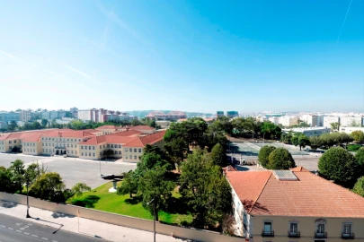 Apartamento T2 para Venda em Carnide