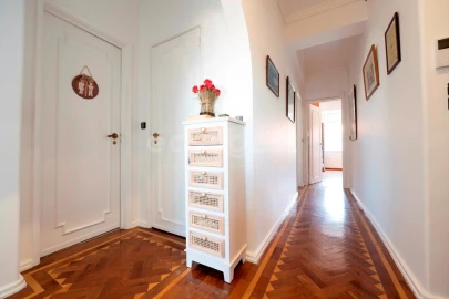 Apartamento T2 para Venda em Carnide