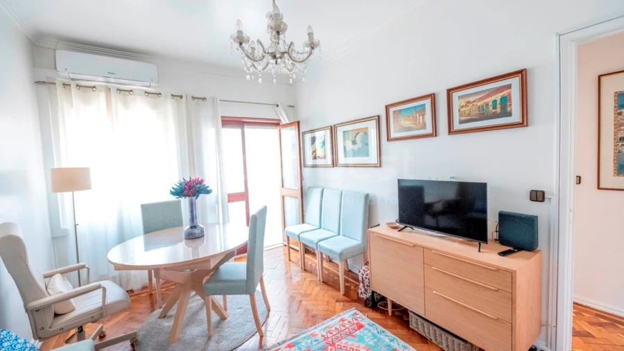 Apartamento T2 para Venda em Carnide