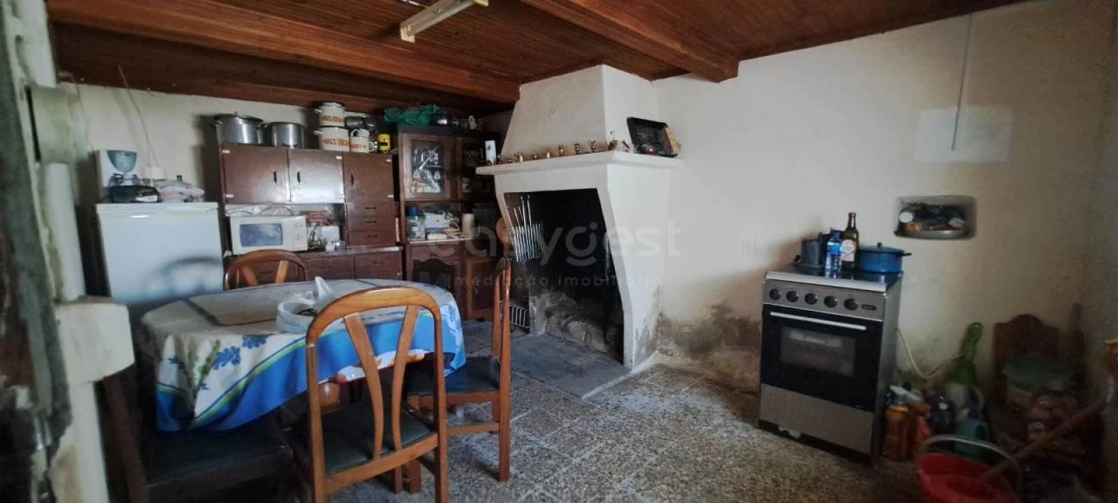 Moradia T1 para Venda em Meirinhos Foto 2