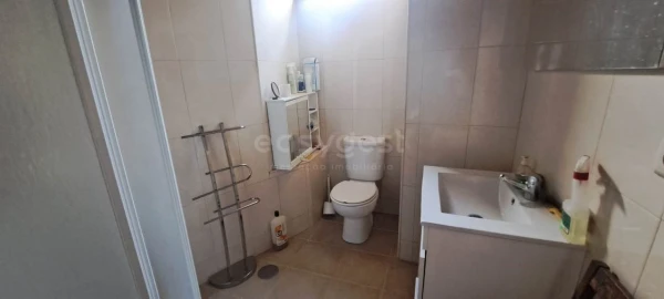 Moradia T1 para Venda em Meirinhos