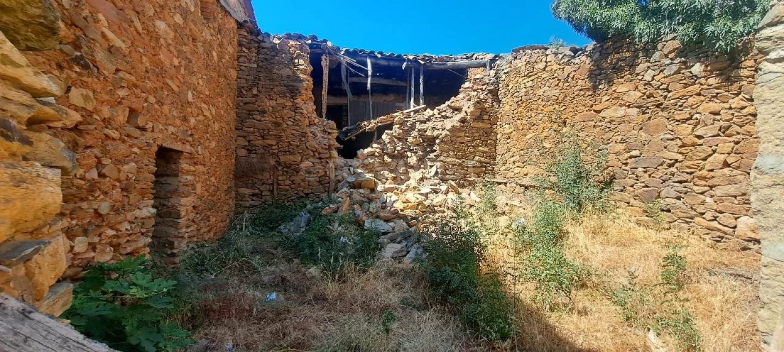 Moradia T1 para Venda em Mogadouro, Valverde, Vale de Porco e Vilar de Rei Foto 5