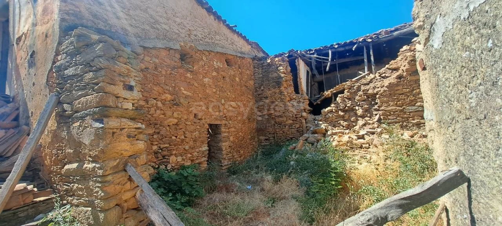 Moradia T1 para Venda em Mogadouro, Valverde, Vale de Porco e Vilar de Rei Foto 6