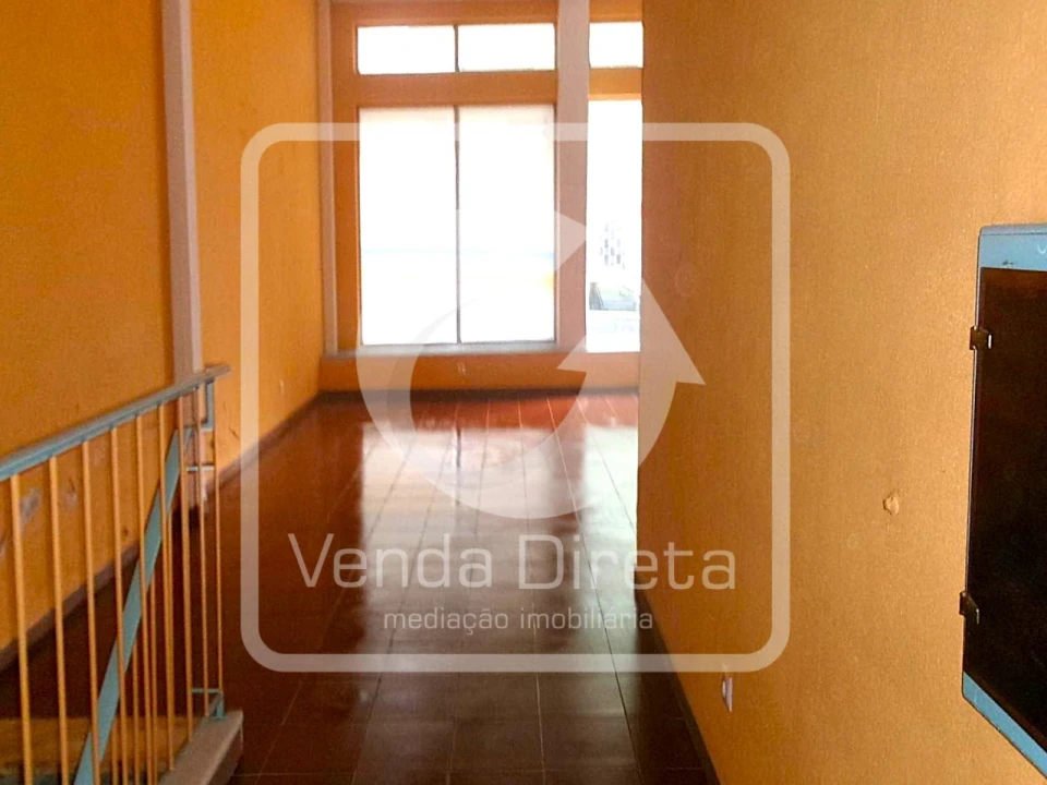 Loja para Venda em Baixa da Banheira e Vale da Amoreira Foto 10