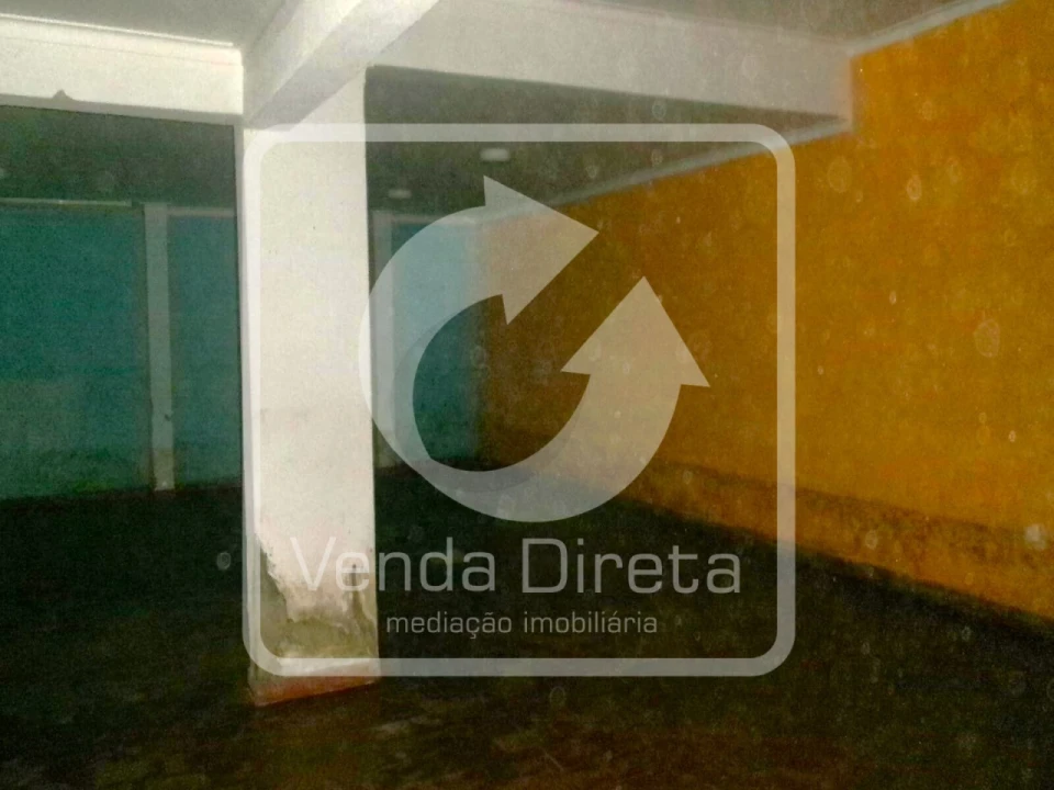 Loja para Venda em Baixa da Banheira e Vale da Amoreira Foto 15