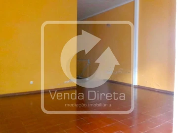 Loja para Venda em Baixa da Banheira e Vale da Amoreira