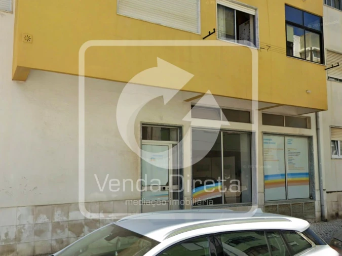 Loja para Venda em Baixa da Banheira e Vale da Amoreira Foto 5