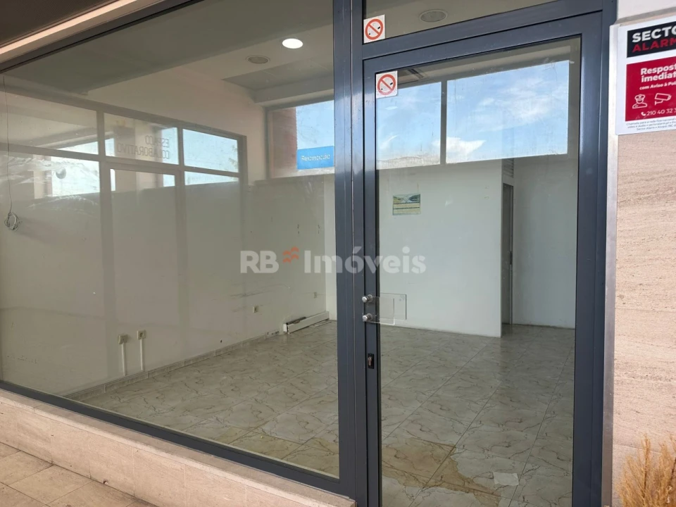 Loja para Venda em Abrantes (São Vicente e São João) e Alferrarede Foto 2
