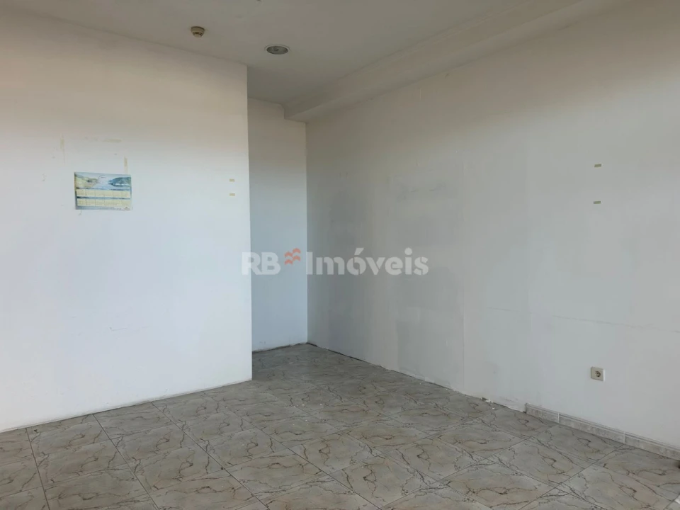 Loja para Venda em Abrantes (São Vicente e São João) e Alferrarede Foto 16