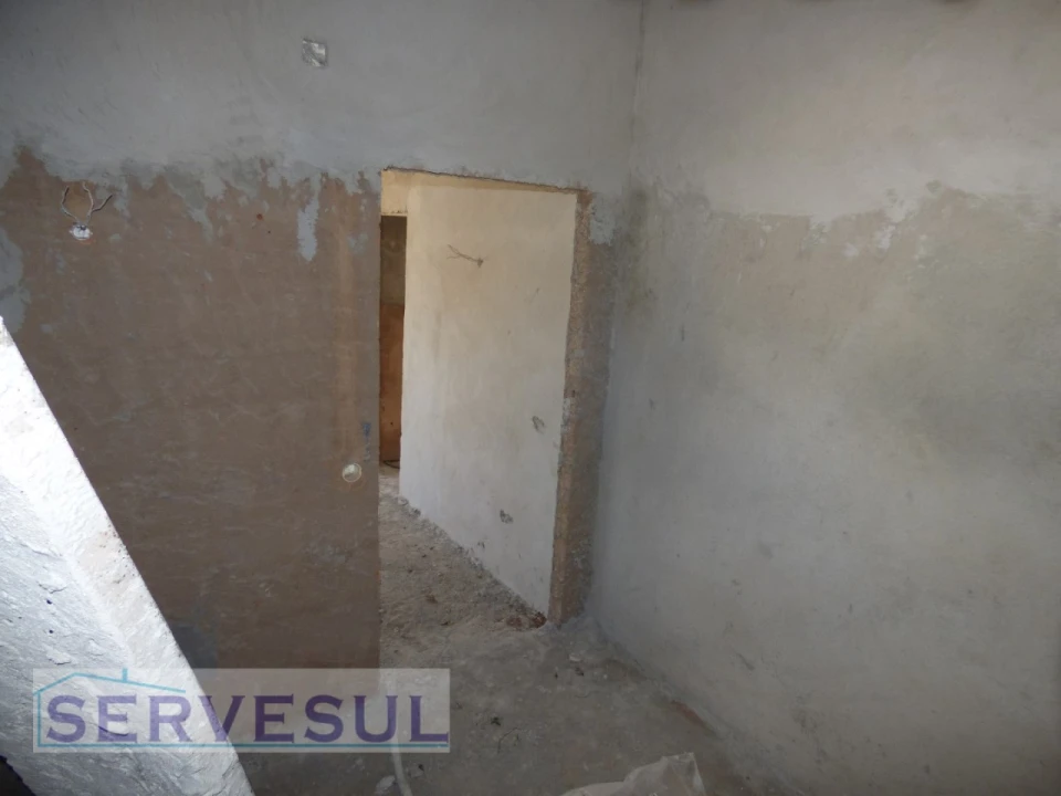 Moradia T3 para Venda em São Bartolomeu de Messines Foto 5