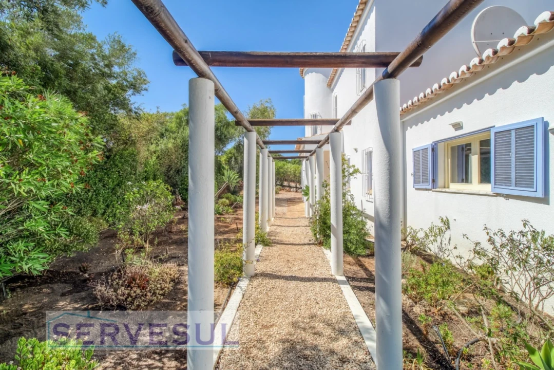 Moradia T4 para Venda em Silves Foto 35