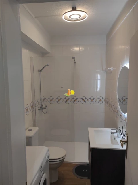 Apartamento T1 para Venda em Buarcos