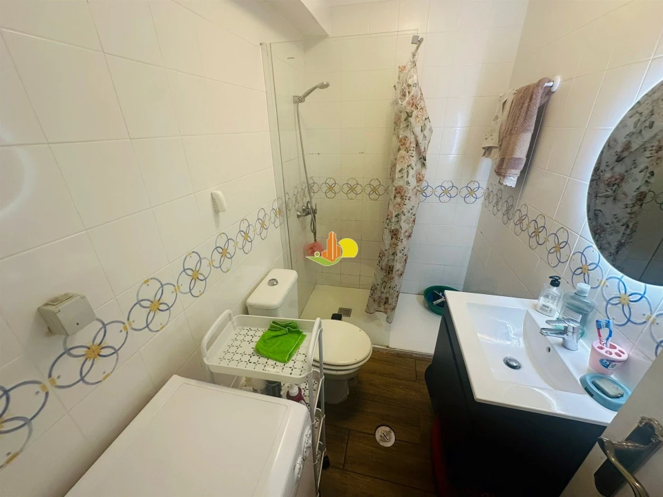 Apartamento T1 para Venda em Buarcos Foto 10