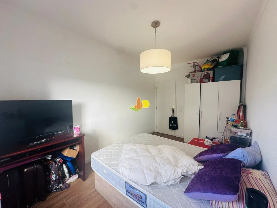 Apartamento T1 para Venda em Buarcos Foto 8