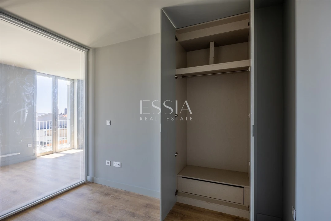 Apartamento T1 para Venda em Cedofeita, Santo Ildefonso, Sé, Miragaia, São Nicolau e Vitória Foto 9