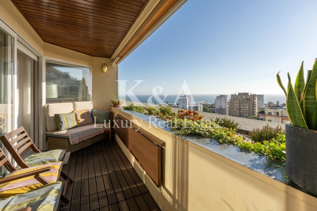 Apartamento T5 para Venda em Aldoar, Foz do Douro e Nevogilde Foto 1