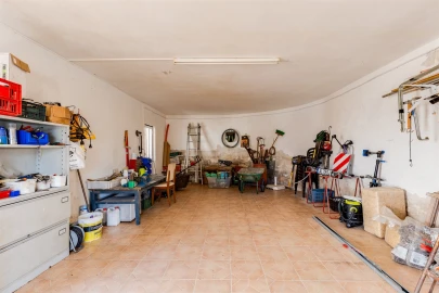 Moradia T4 para Venda em Nazare