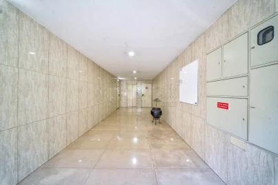 Apartamento T1 para Arrendamento em Costa