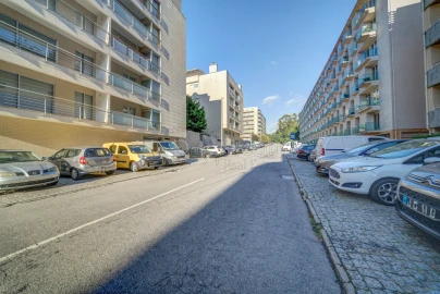 Apartamento T1 para Arrendamento em Costa