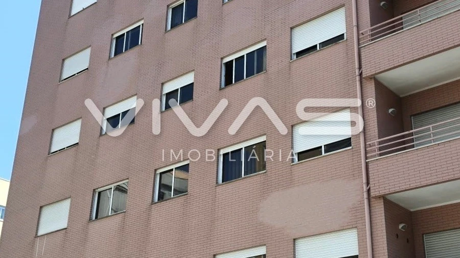 Apartamento T1 para Arrendamento em Nogueira, Fraião e Lamaçães