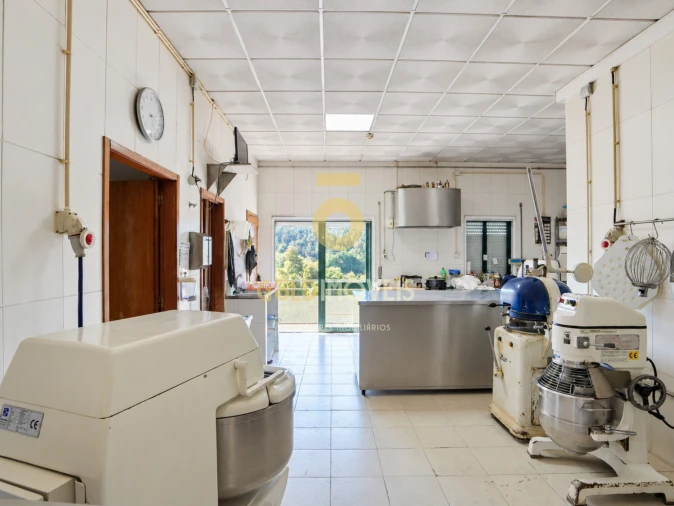 Negócio para Venda em Galegos Foto 6