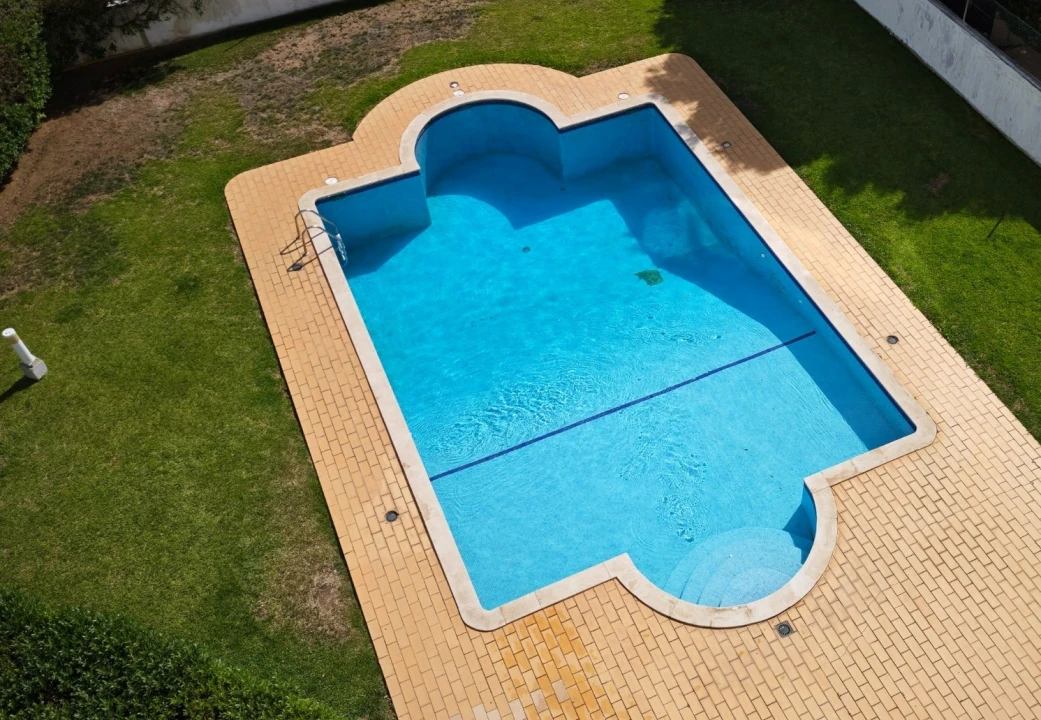 Apartamento T1 para Venda em Albufeira e Olhos de Água Foto 21