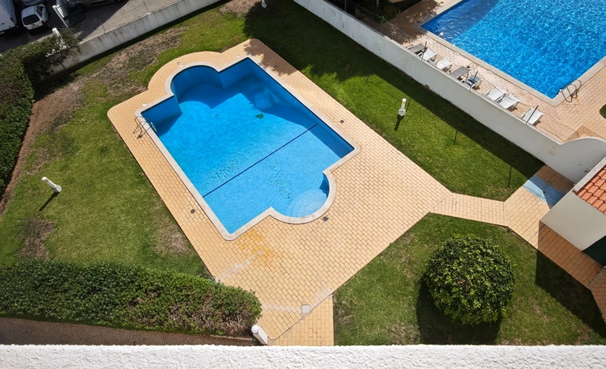 Apartamento T1 para Venda em Albufeira e Olhos de Água Foto 3