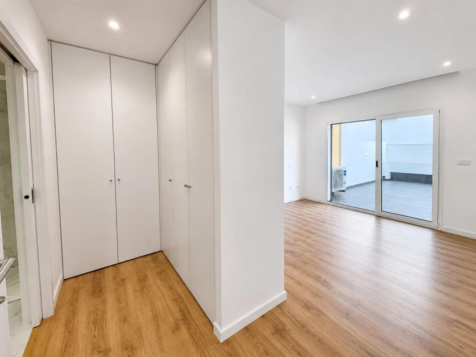 Apartamento T3 para Venda em Parceiros e Azoia Foto 7