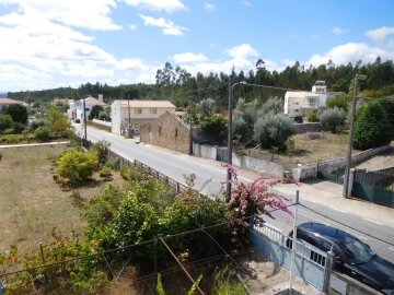 Moradia T3 para Venda em Figueiró dos Vinhos e Bairradas