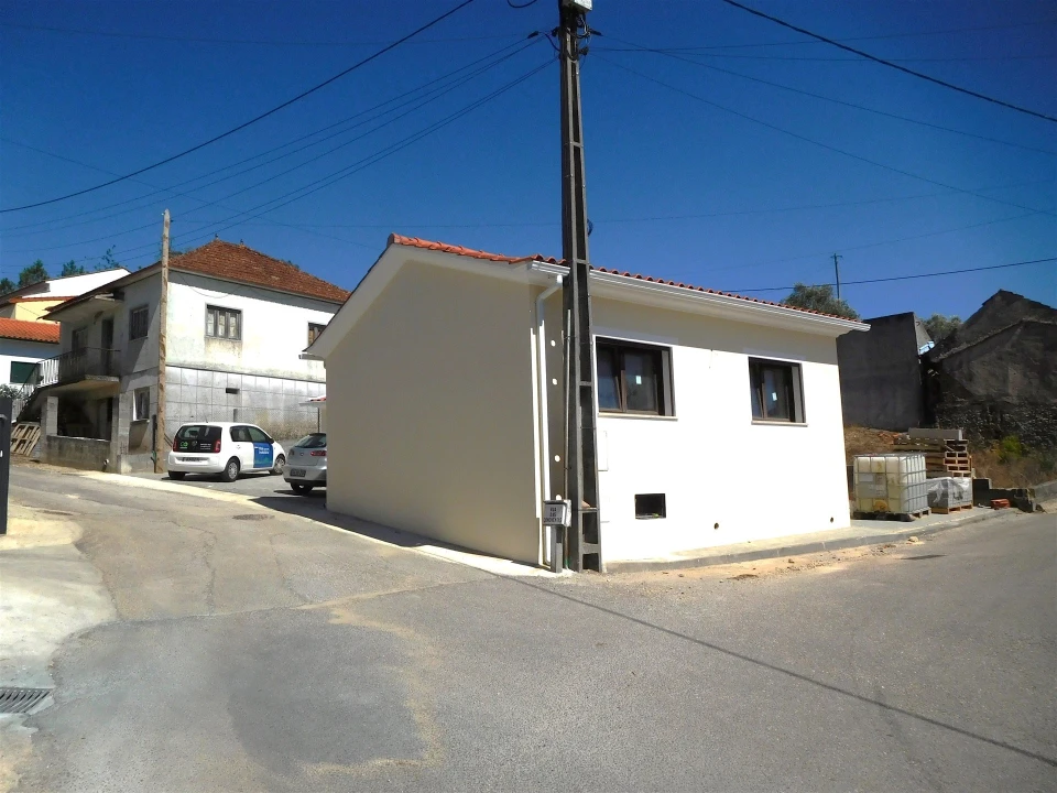 Moradia T2 para Venda em Caranguejeira Foto 15