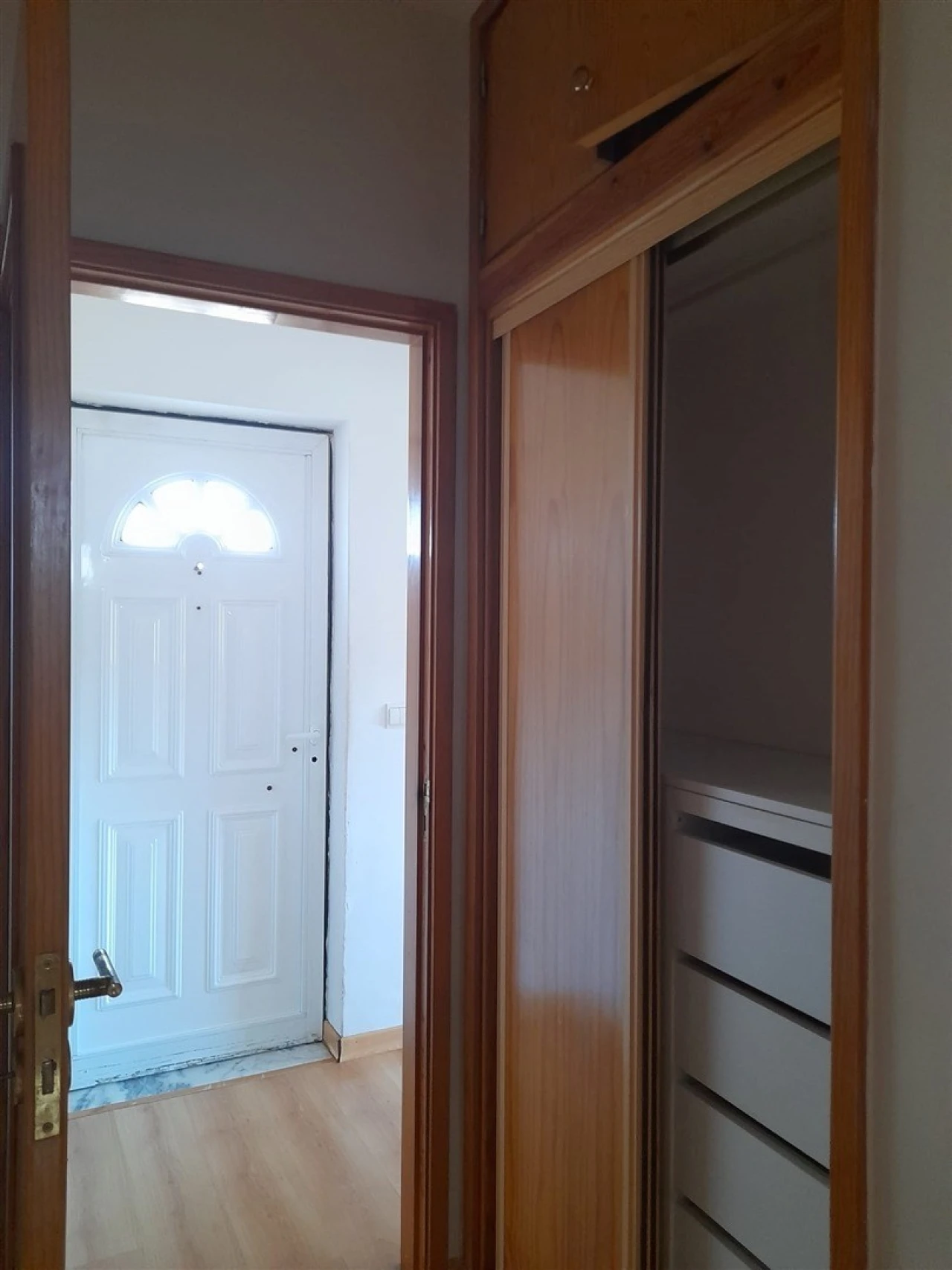 Apartamento T2 para Arrendamento em Santo Antonio dos Olivais Foto 12