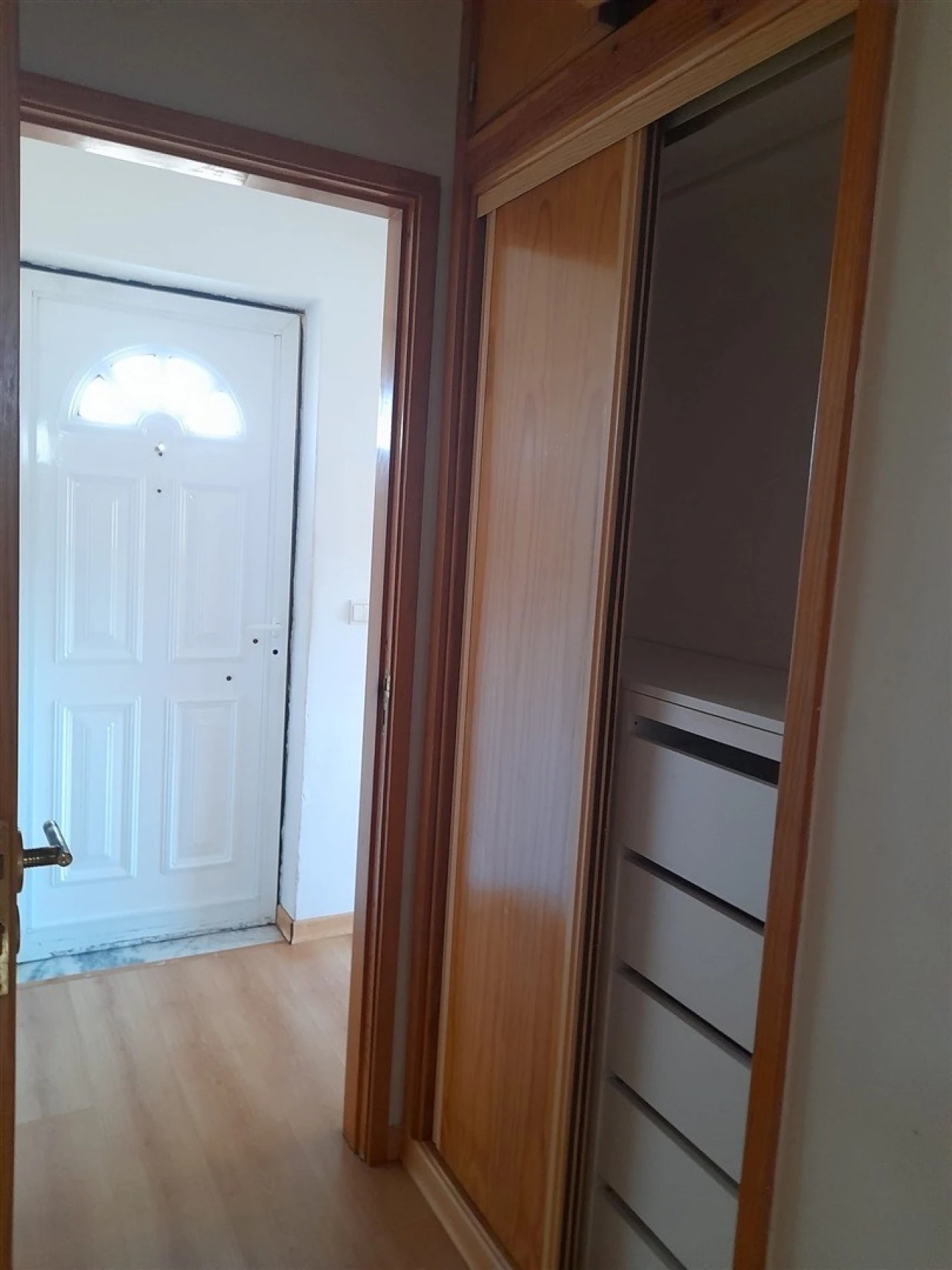Apartamento T2 para Arrendamento em Santo Antonio dos Olivais Foto 7